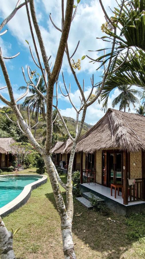 Airas' Garden Homestay Kuta  Exterior foto