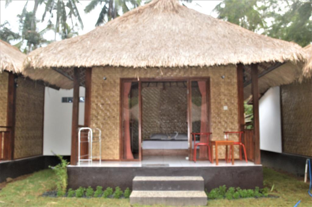 Airas' Garden Homestay Kuta  Exterior foto
