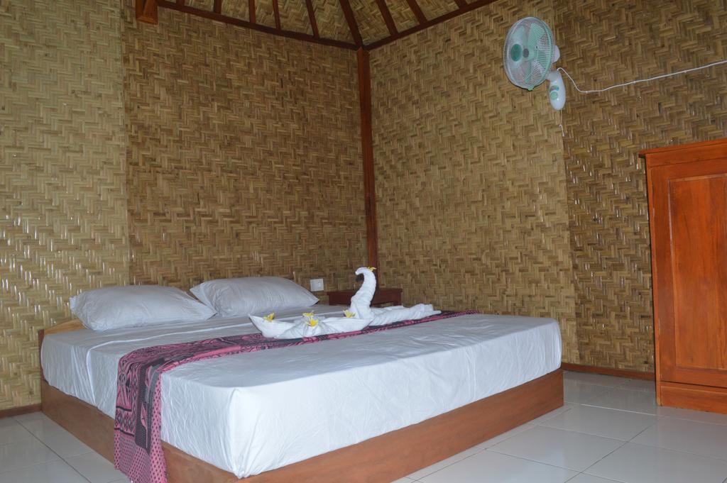 Airas' Garden Homestay Kuta  Exterior foto
